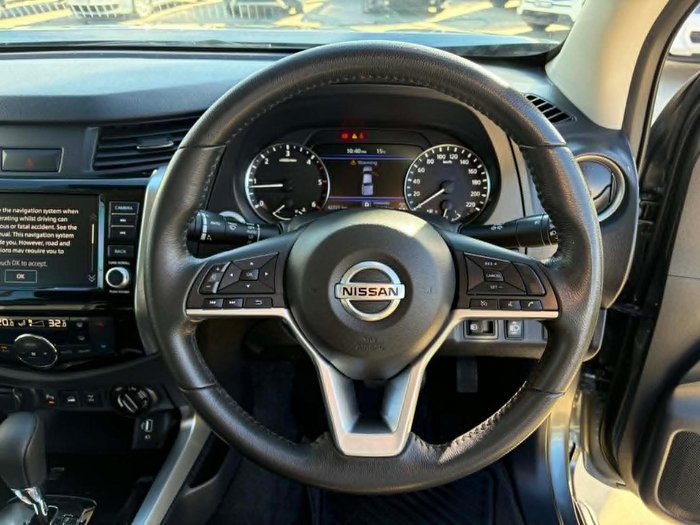 2023 Nissan Navara ST-X