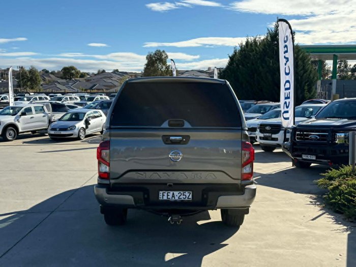2023 Nissan Navara ST-X