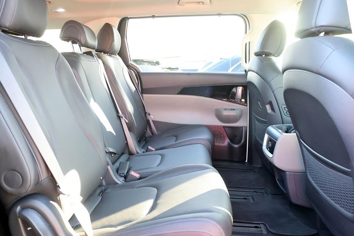 2025 Kia Carnival GT-Line HEV