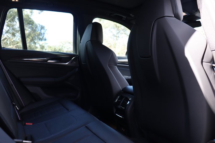 2022 BMW X3 M40i