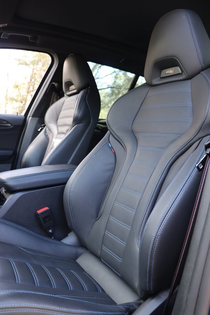 2022 BMW X3 M40i