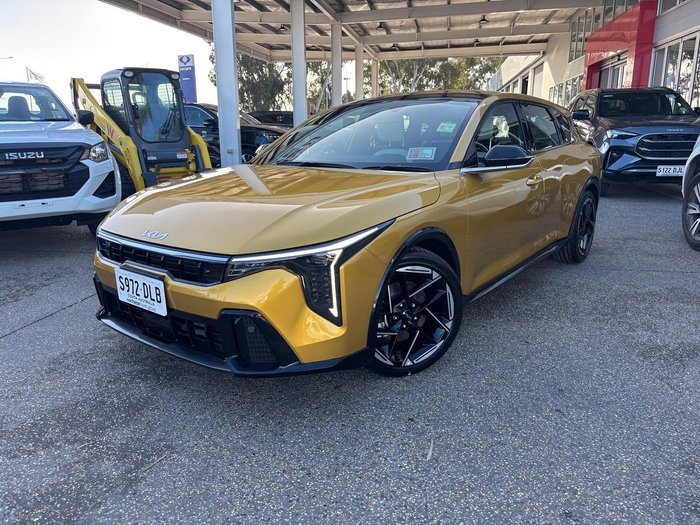 2025 Kia K4 GT-Line