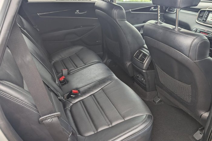 2018 Kia Sorento SLi