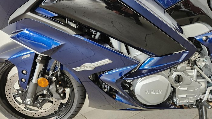 2025 Yamaha FJR1300AE FJR Blue