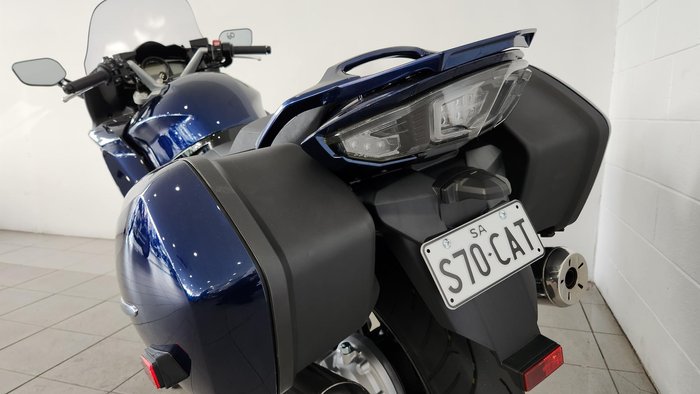2025 Yamaha FJR1300AE FJR Blue
