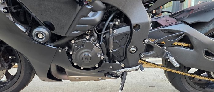 2020 Yamaha YZF-R1 BLACK