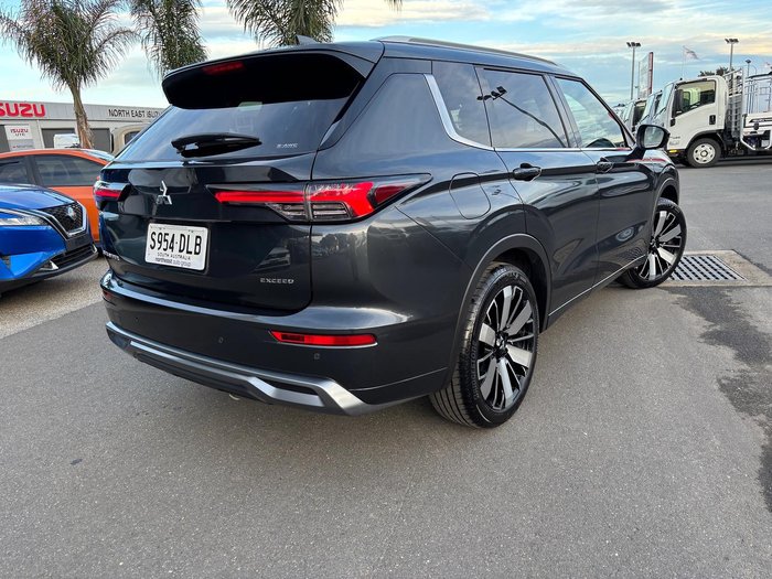 2025 Mitsubishi Outlander Exceed