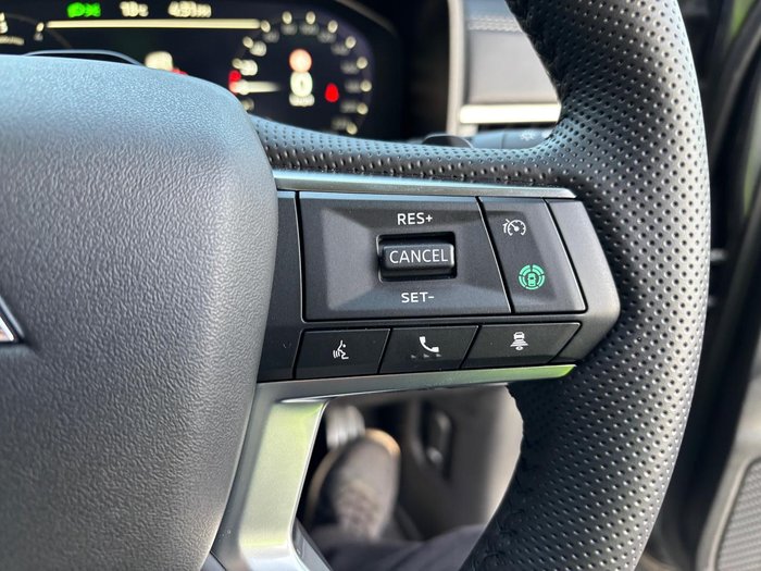 2025 Mitsubishi Outlander Exceed