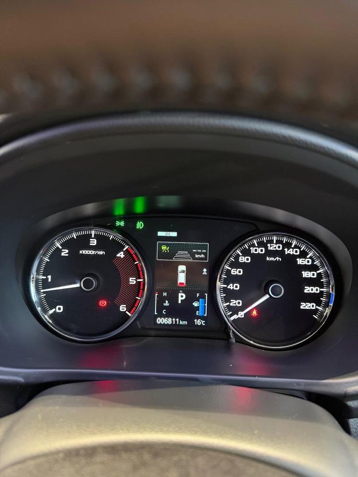 2024 Mitsubishi Pajero Sport GLX