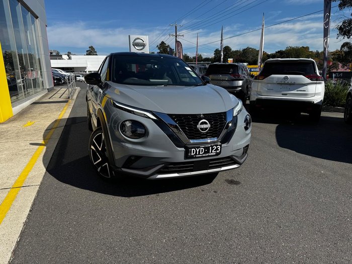2025 Nissan JUKE Ti F16 MY25 Ceramic Grey 2-tone with Black roof