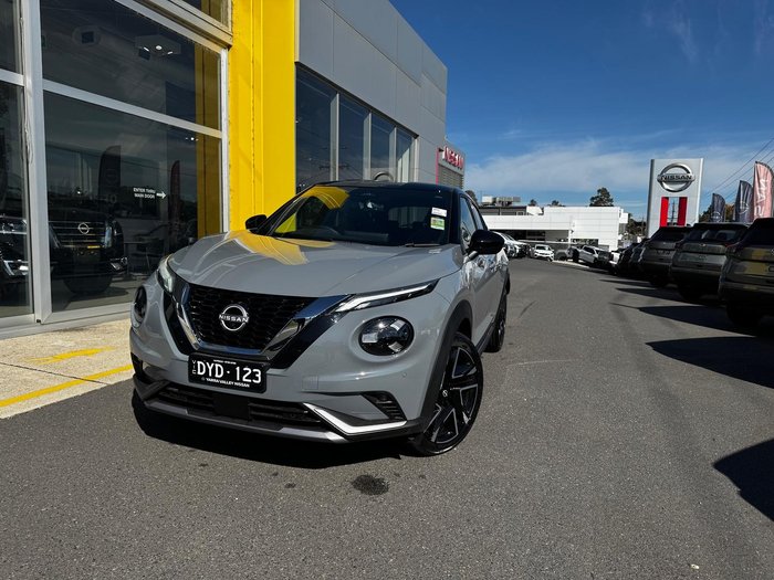 2025 Nissan JUKE Ti F16 MY25 Ceramic Grey 2-tone with Black roof
