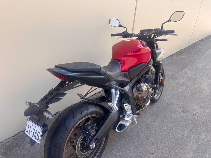 2025 Honda CB650R EXTREME RED