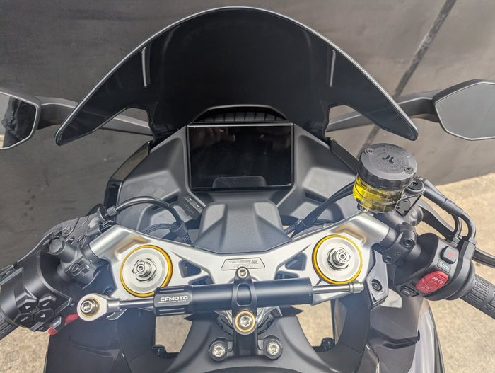 2026 CFMOTO 2026 CF MOTO 750CC 750SR-S NEBULA BLACK