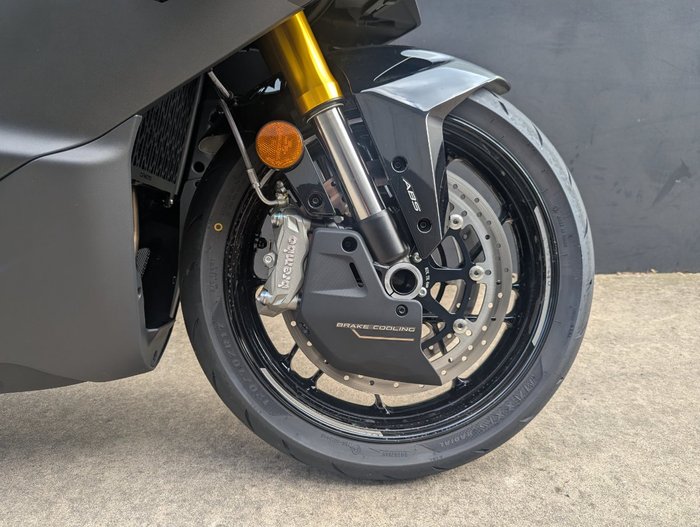 2026 CFMOTO 2026 CF MOTO 750CC 750SR-S NEBULA BLACK
