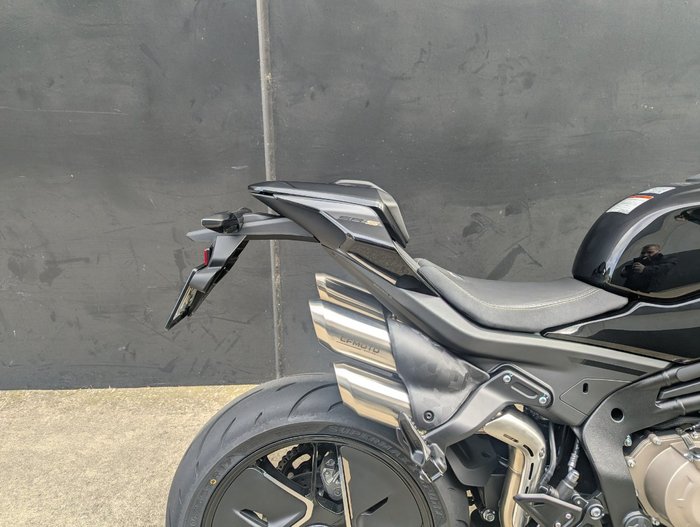 2026 CFMOTO 2026 CF MOTO 750CC 750SR-S NEBULA BLACK