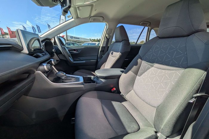 2024 Toyota RAV4 GXL