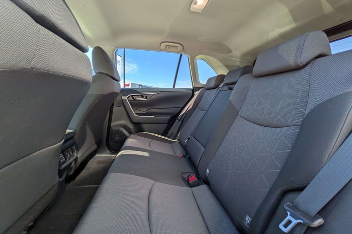2024 Toyota RAV4 GXL