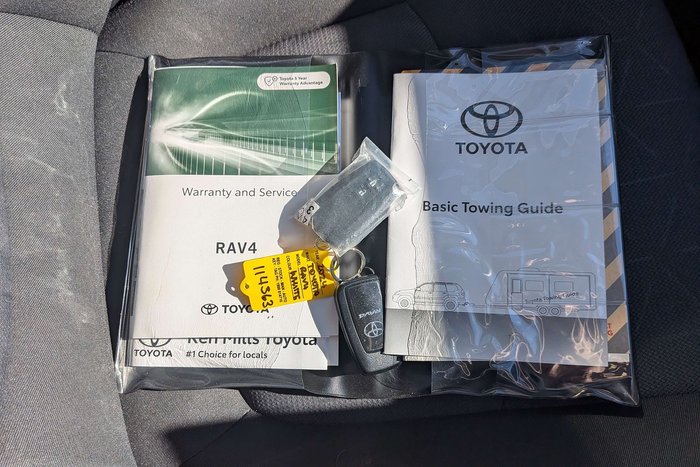 2024 Toyota RAV4 GXL