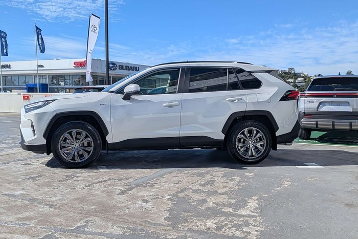 2024 Toyota RAV4 GXL