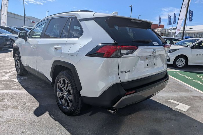 2024 Toyota RAV4 GXL