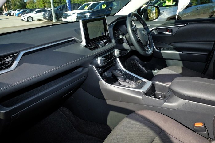 2024 Toyota RAV4 GXL