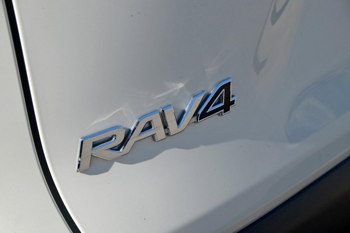 2024 Toyota RAV4 GXL