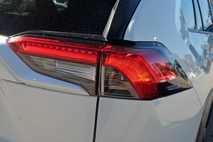 2024 Toyota RAV4 GXL