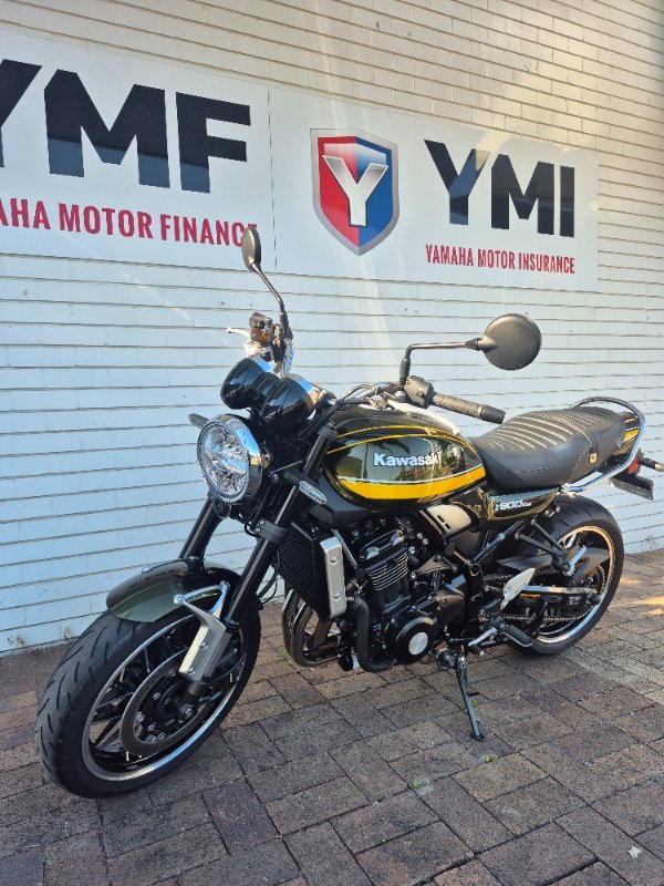 2021 Kawasaki Z900RS (ZR900C) GREEN
