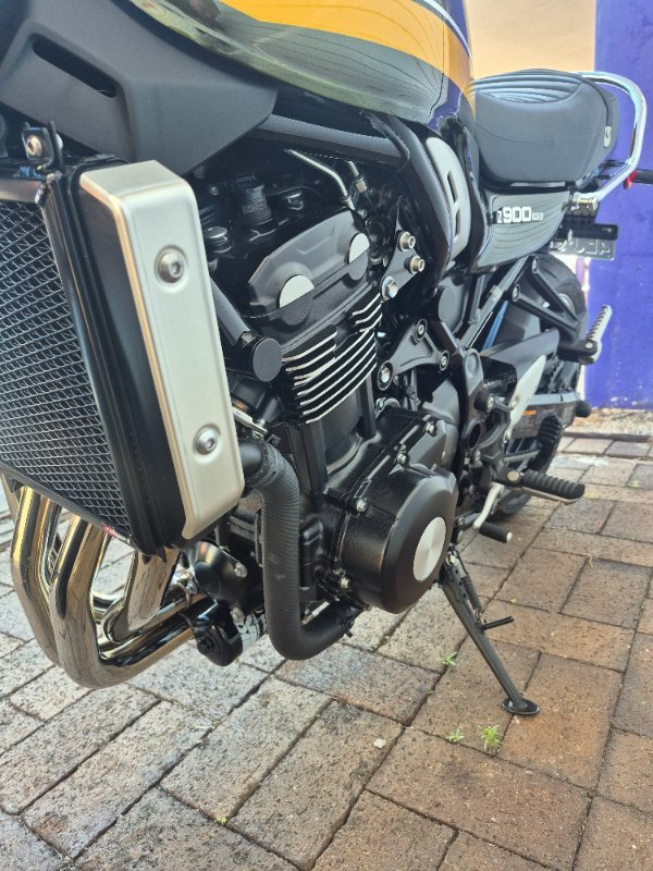 2021 Kawasaki Z900RS (ZR900C) GREEN