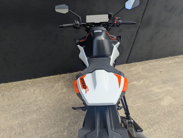 2026 Ktm 2026 Ktm 990CC 990 DUKE R BLACK
