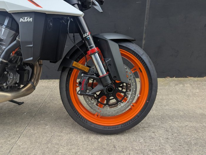 2026 Ktm 2026 Ktm 990CC 990 DUKE R BLACK