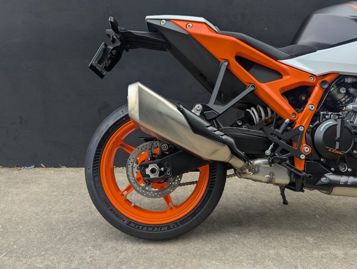 2026 Ktm 2026 Ktm 990CC 990 DUKE R BLACK