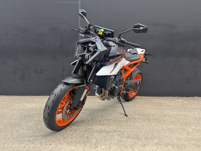 2026 Ktm 2026 Ktm 990CC 990 DUKE R BLACK