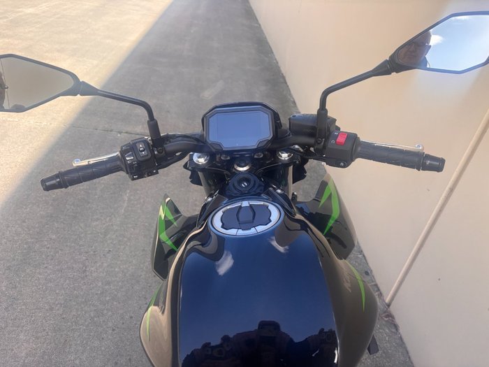2025 Kawasaki Z650L (LAMS) BLACK