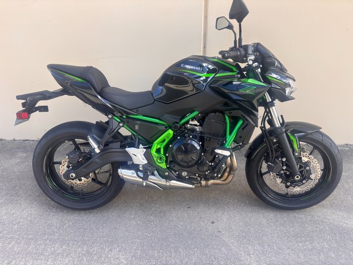 2025 Kawasaki Z650L (LAMS) BLACK