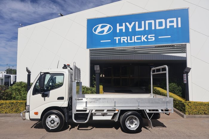 2022 HINO DUTRO 616