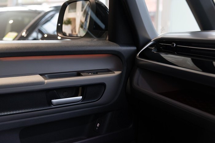 2025 Volkswagen ID. Buzz Pro BEV560