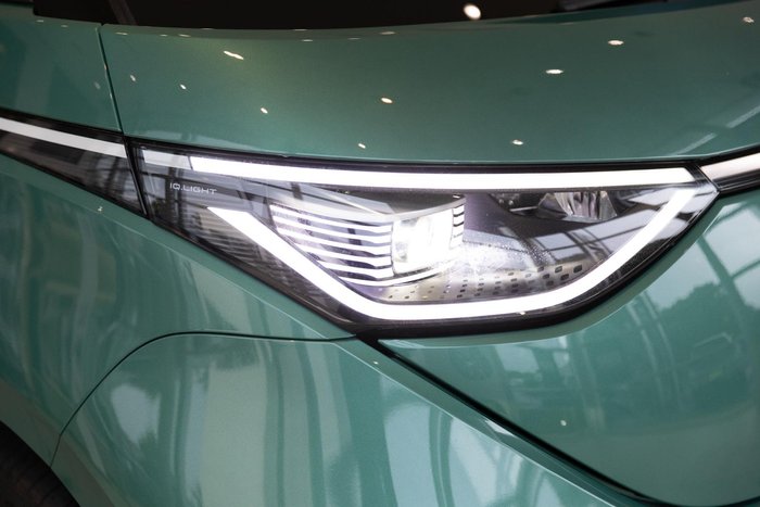 2025 Volkswagen ID. Buzz Pro BEV560