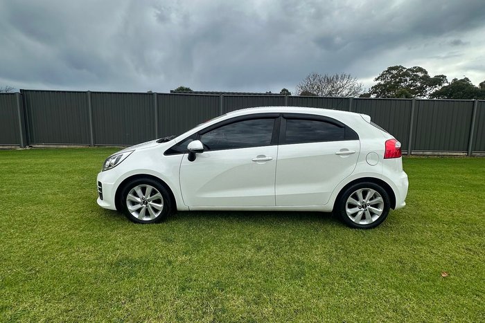 2016 Kia Rio Si