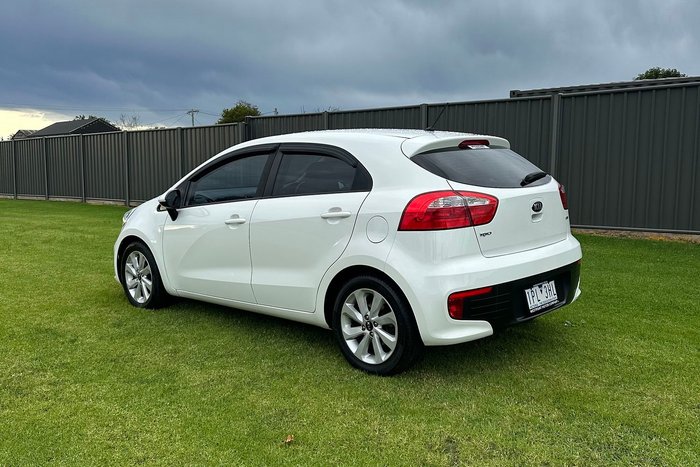 2016 Kia Rio Si