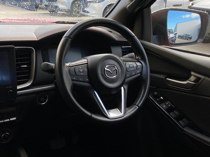 2025 Mazda BT-50 SP