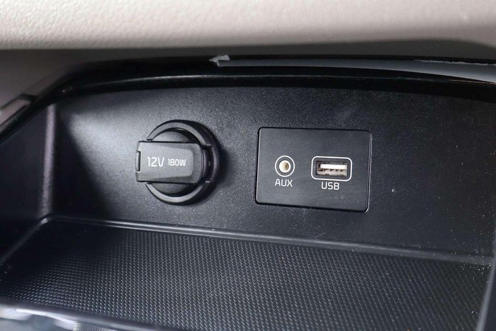 2018 Kia Carnival Platinum