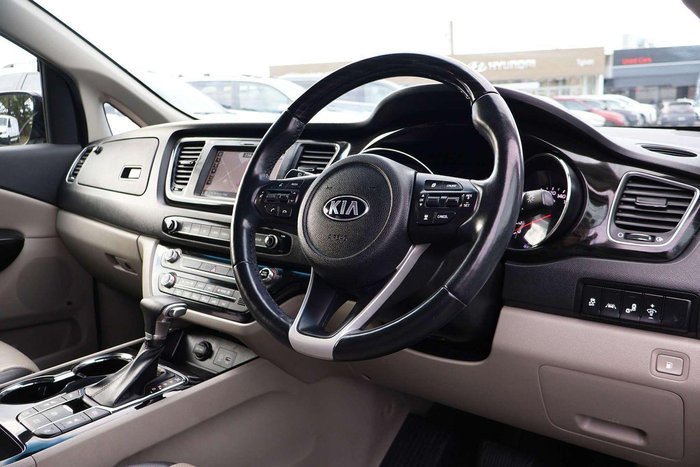 2018 Kia Carnival Platinum
