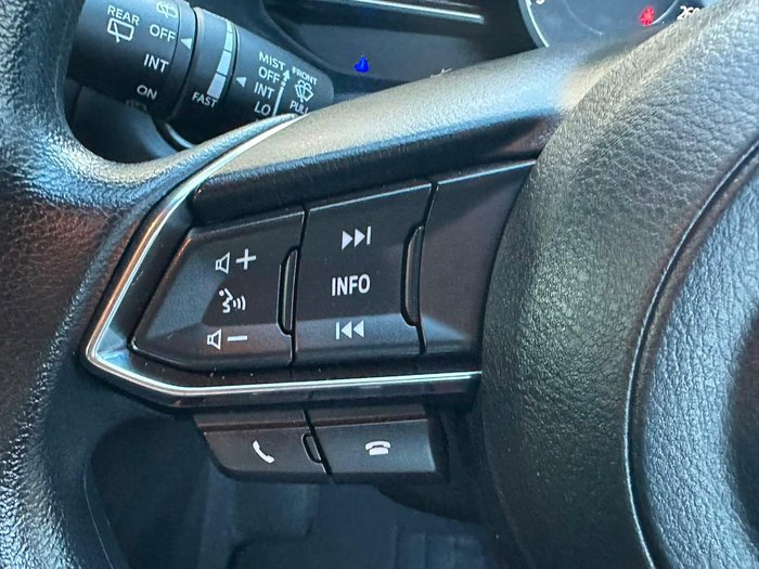 2018 Mazda 3 Neo Sport
