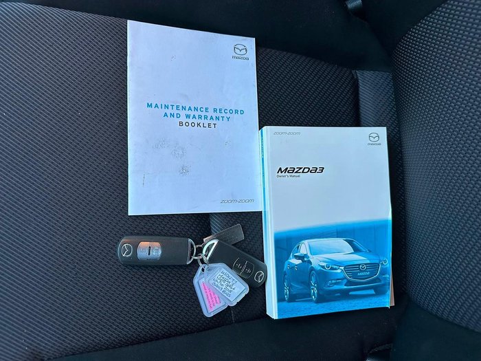 2018 Mazda 3 Neo Sport