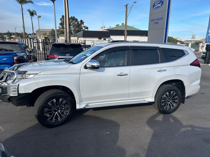 2021 Mitsubishi Pajero Sport Exceed