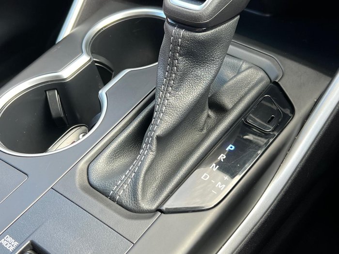 2024 Toyota Kluger GX