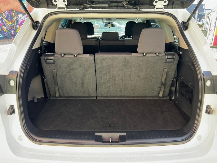 2024 Toyota Kluger GX