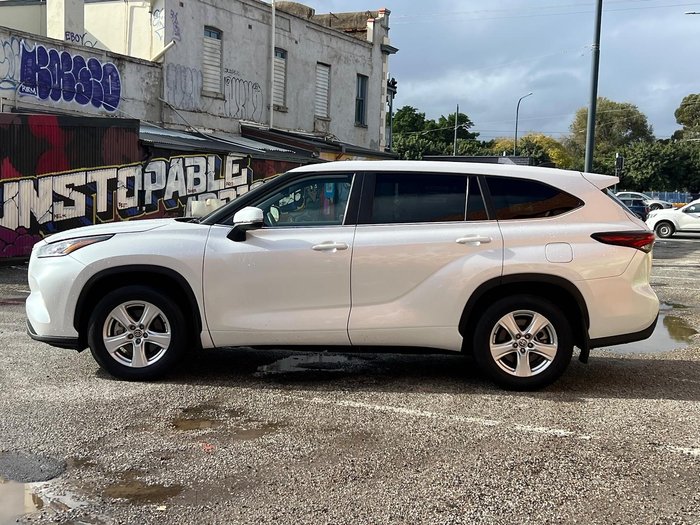 2024 Toyota Kluger GX