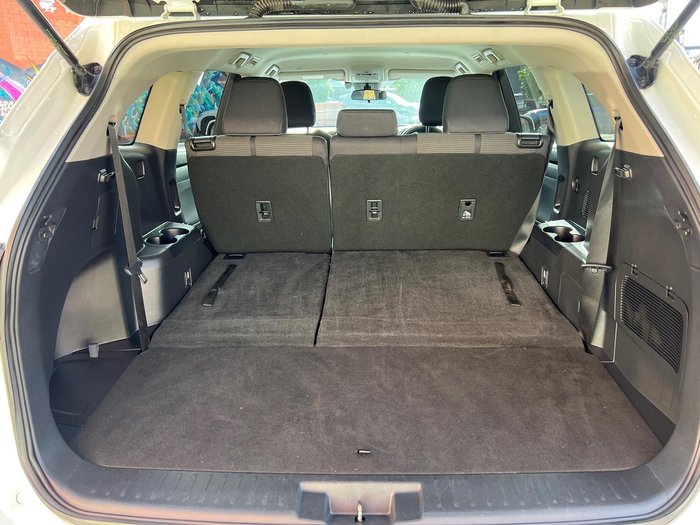 2024 Toyota Kluger GX